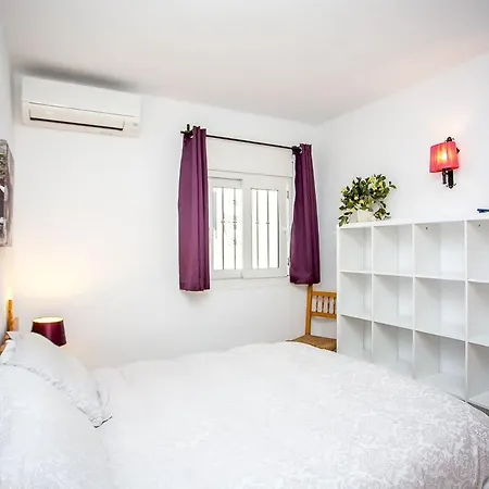 Casa Tessa Las Palmas Oasis Capistrana * Nerja